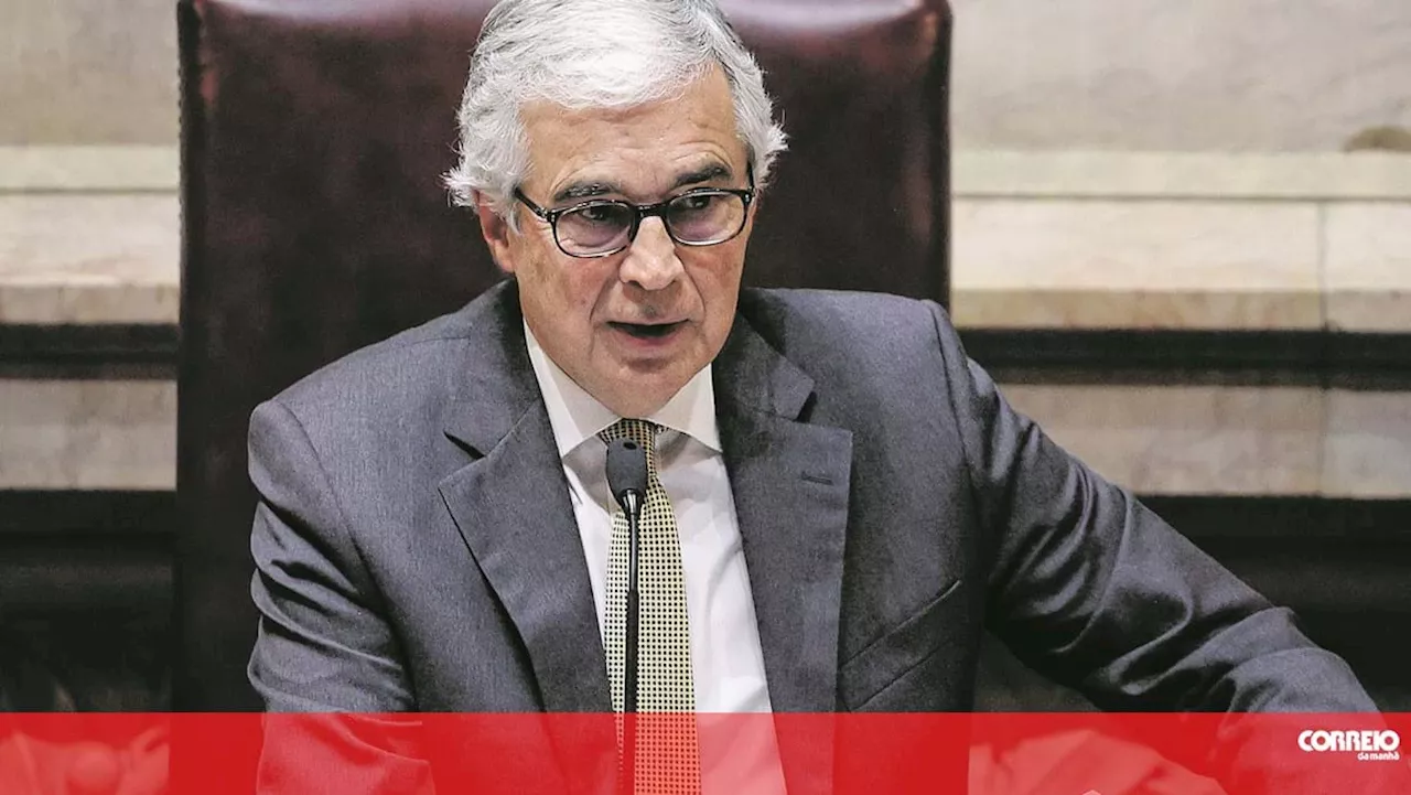 Aguiar-Branco pede parecer à PGR sobre acesso a comunicações de Marcelo