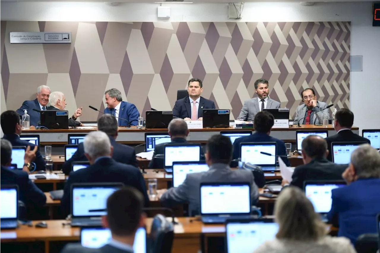 CCJ do Senado discute PEC do BC; acompanhe ao vivo