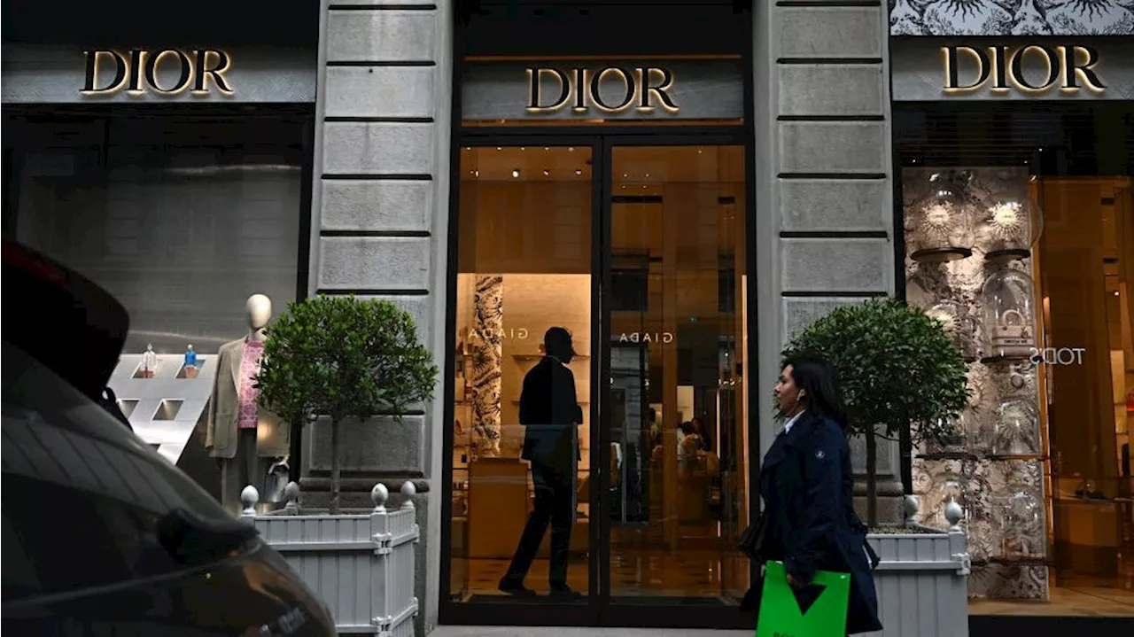 Autoridades de Italia investigan a Armani y Dior por sus prácticas laborales