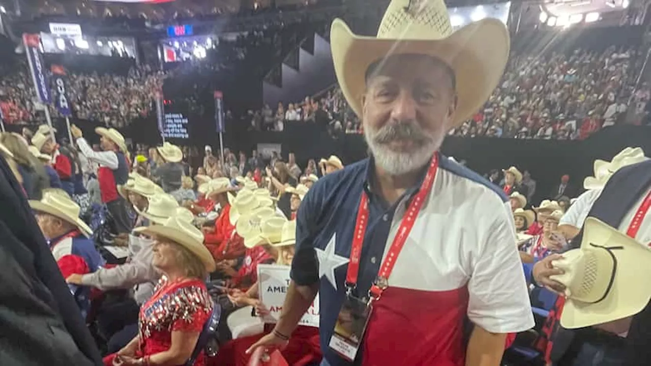 Texas service dog quietly shines at GOP convention in Milwaukee