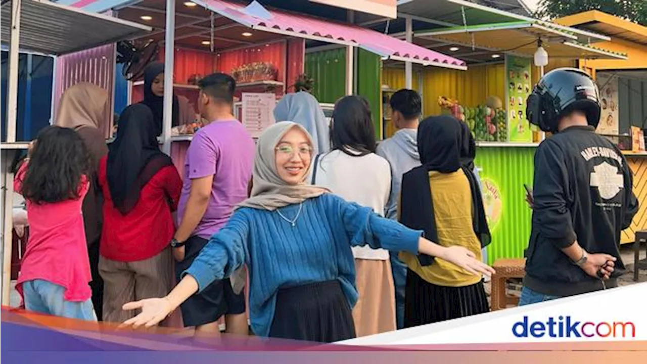 Kisah Putri Si Penjual Mochi Pinggir Jalan Beromzet Ratusan Juta