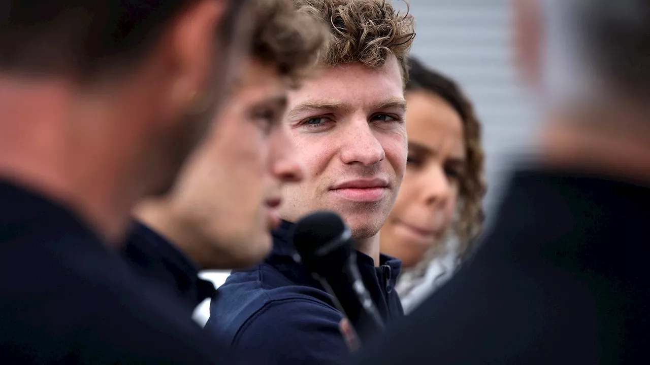 Pour Léon Marchand, quintuple champion du monde de natation, 'marquer l'histoire, c'est un moteur'