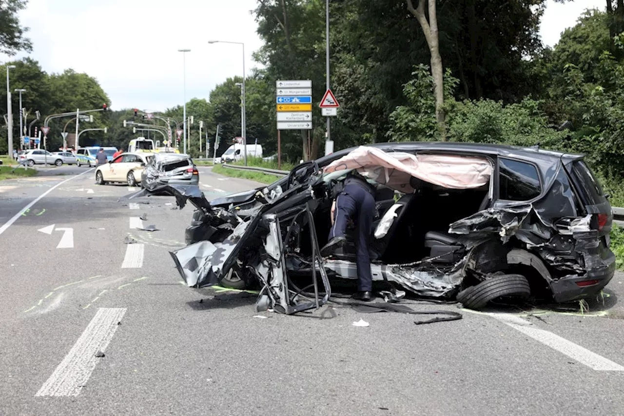 Schwerer Unfall in Köln: Polizei prüft Hinweis zu Ursache