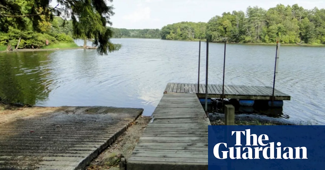 Residents of Illinois town evacuate as officials warn of ‘imminent’ dam failure