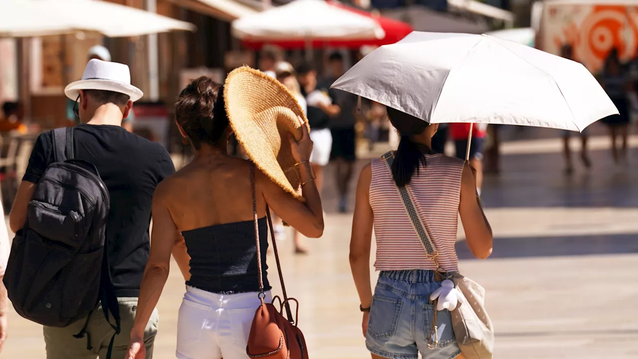 La Aemet lanza un comunicado especial avisando del calor extremo y la calima