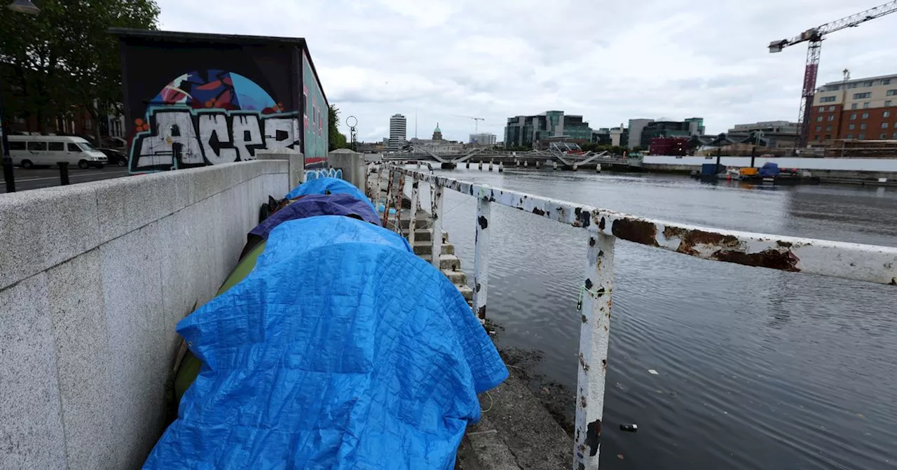 Gardai investigate after tents sheltering asylum seekers 'dumped in Liffey'