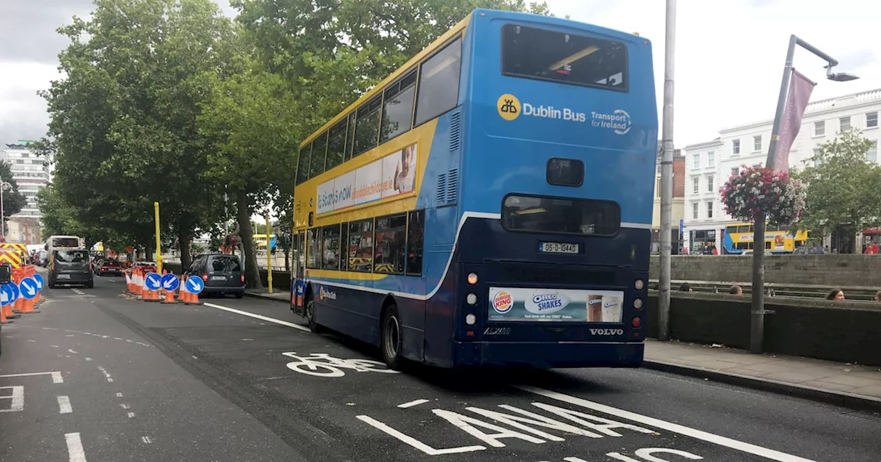 Road worker awarded €103,000 after bus ran over his foot while he was operating stop/go sign