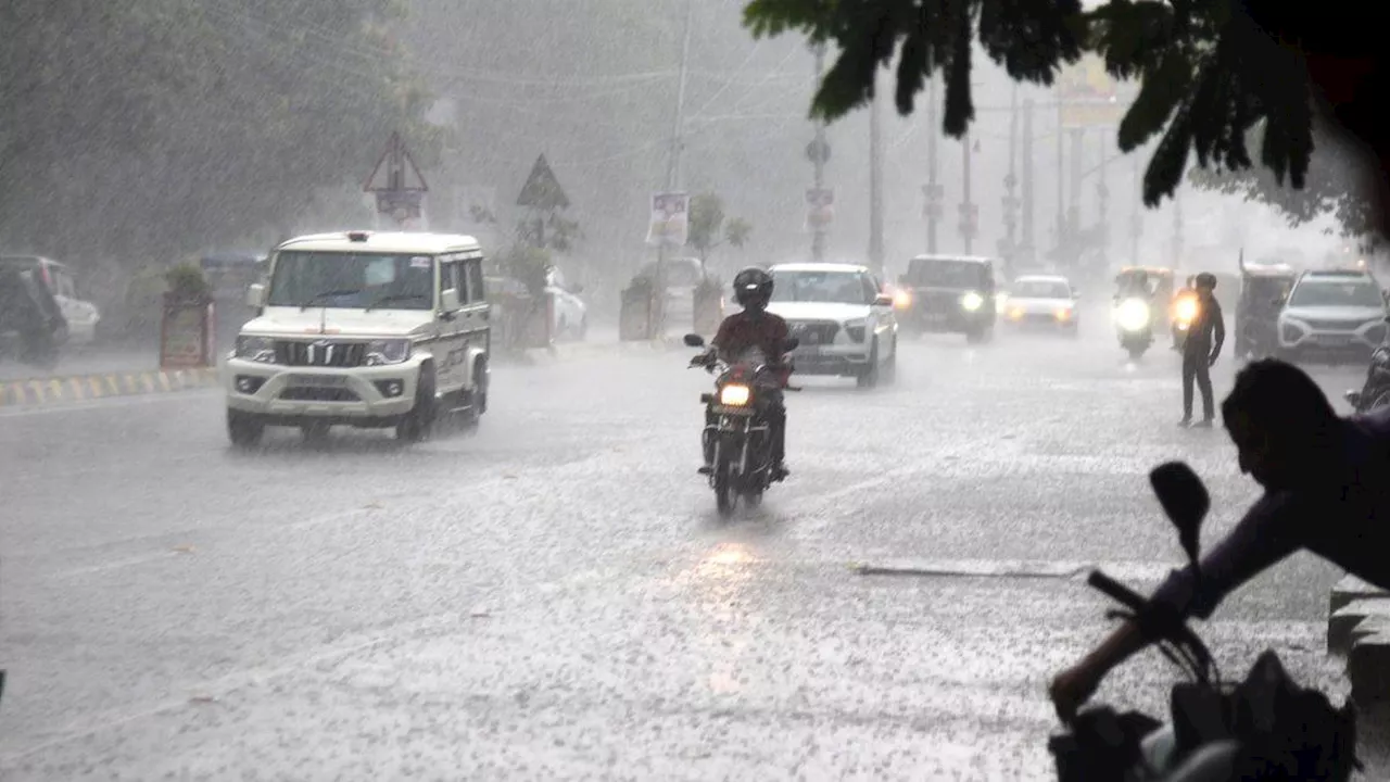 केरल में नहीं थमने वाला भारी बारिश का दौर, IMD ने जारी किया अलर्ट; इन जिलों में स्कूल-कॉलेज बंद रखने के आदेश