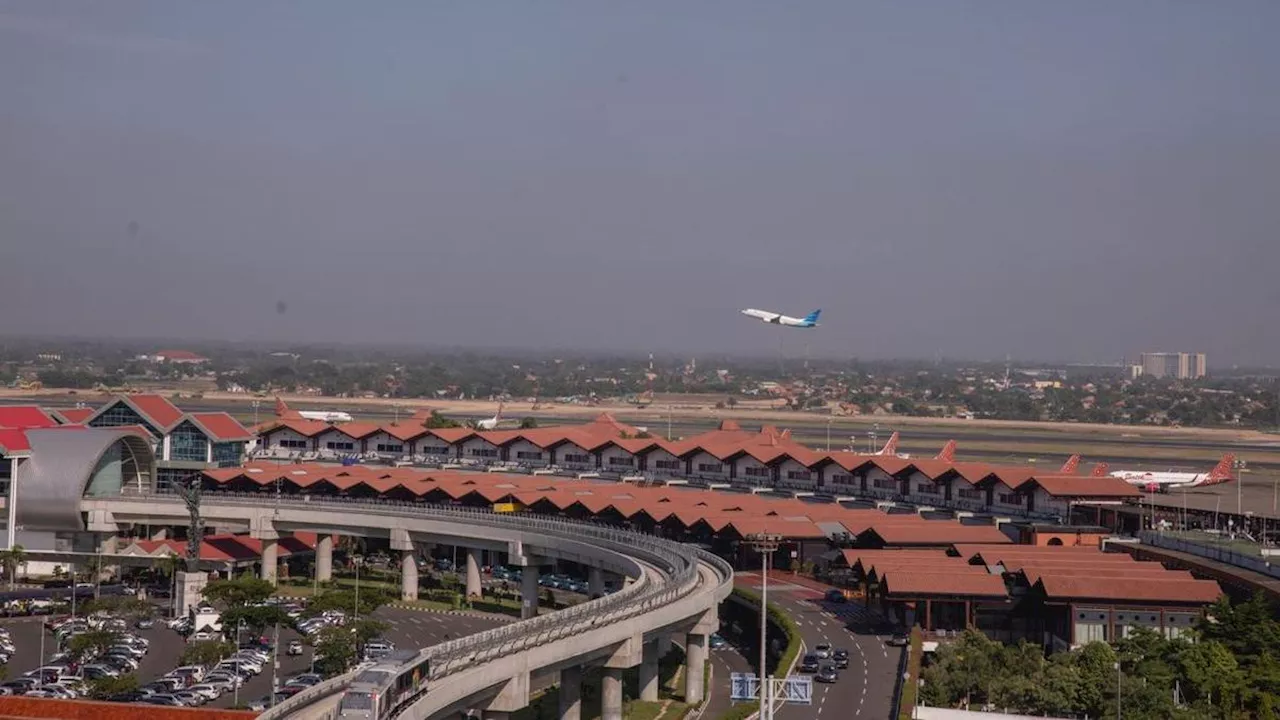 Penumpang Bandara Soekarno-Hatta Lampaui Sebelum Pandemi COVID-19