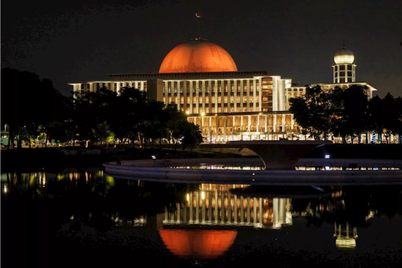 Pengelola Masjid Istiqlal tidak Tahu soal Poster Seminar Yahudi