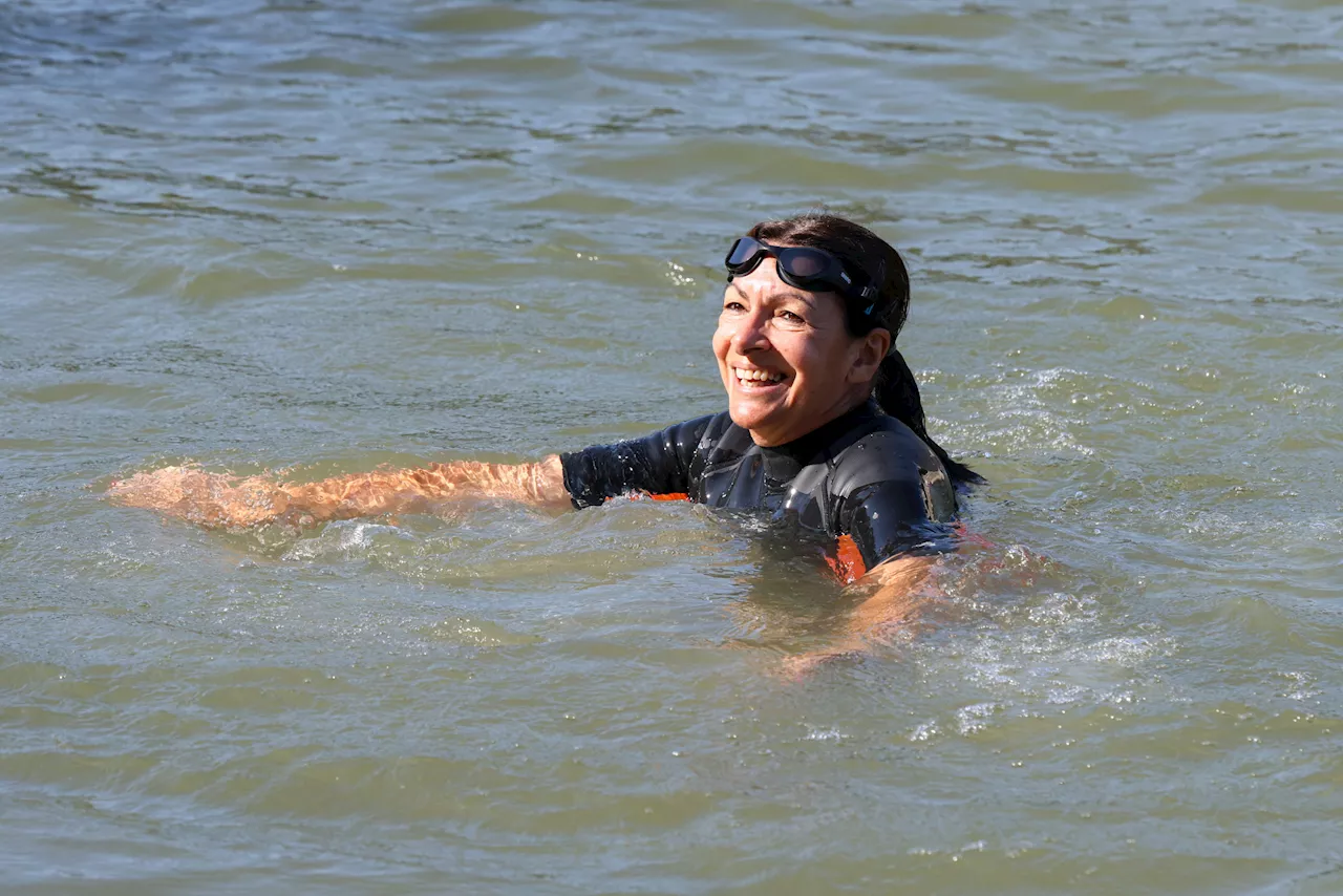 Paris Mayor Takes Swim in Seine River to Prove It Is Clean For Olympics