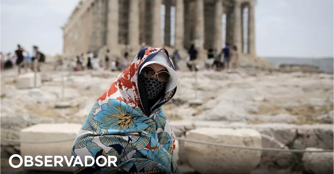 Acrópole de Atenas fechada nas horas mais quentes devido a nova onda de calor