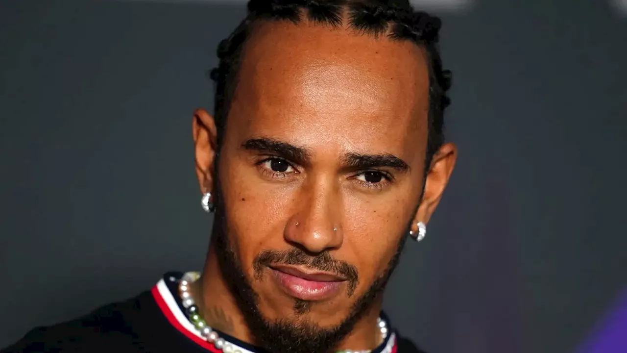 Lewis Hamilton sends surprising text message to Carlos Alcaraz after Wimbledon win