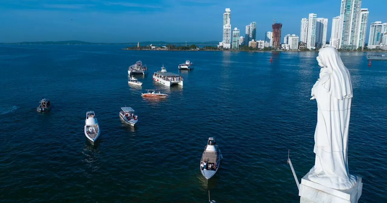 En fotos: Alborada Náutica en honor a la Virgen del Carmen en la bahía de Cartagena