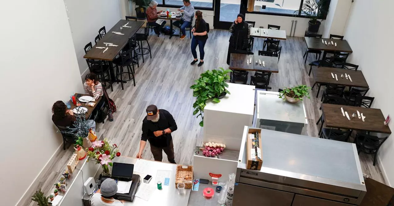 La Cocina vendor back with own restaurant