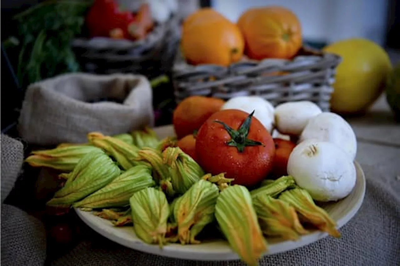 Infertilità, la dieta mediterranea bio aumenta i livelli di testosterone. Lo studio