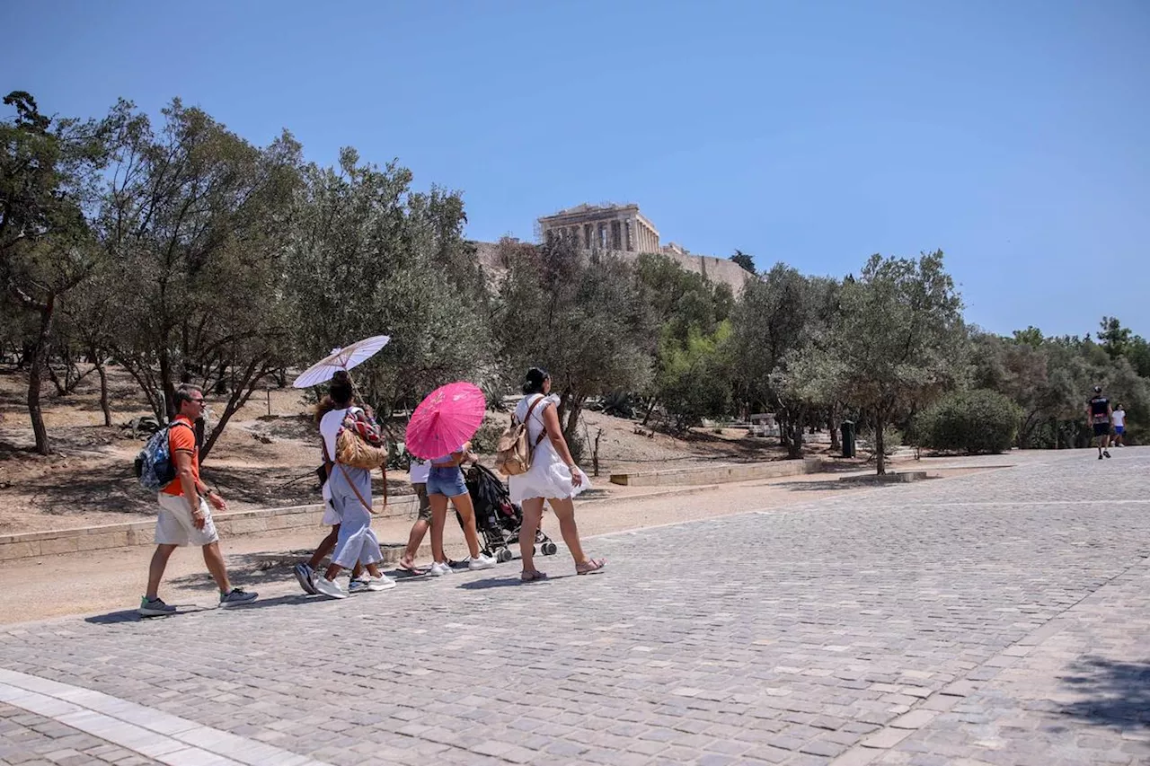 Canicule en Grèce : « une chaleur bouillante », l’Acropole d’Athènes ferme partiellement