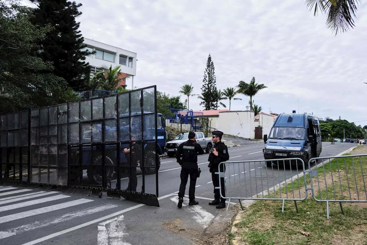 Crise en Nouvelle-Calédonie : le FLNKS demande le « départ immédiat des forces françaises »