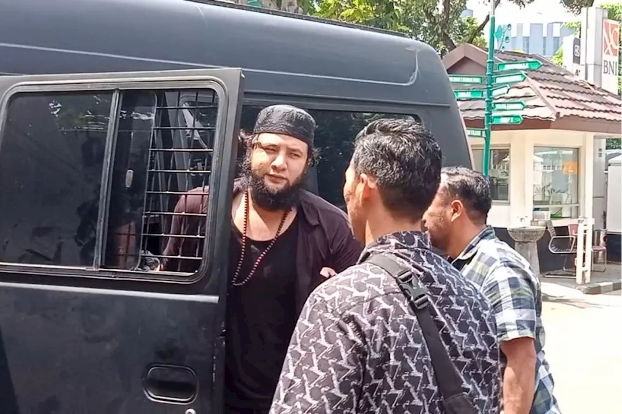 Ammar Zoni Dituntut 12 Tahun Penjara, Pengacara Sebut Ada Kejanggalan