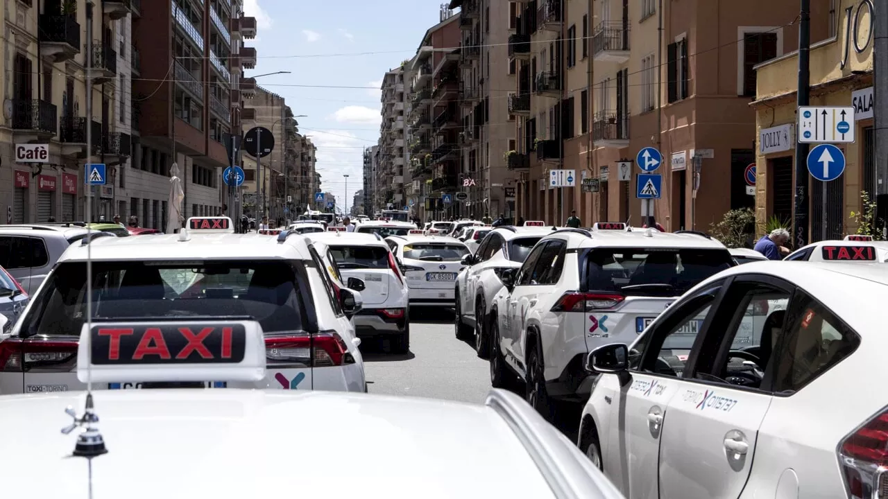 La nuova truffa del taxi collettivo: la corsa costa quattro volte di più