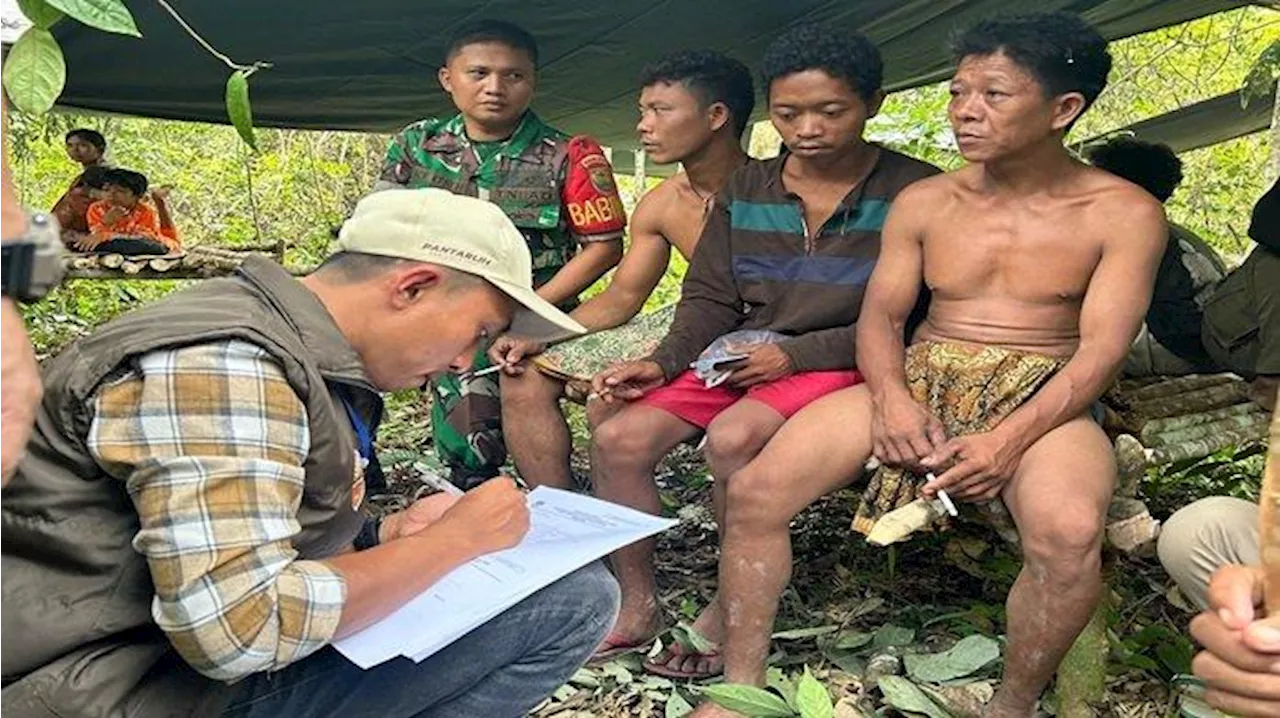 Menilik Coklit Suku Anak Dalam di Bawah Naungan Sesundung