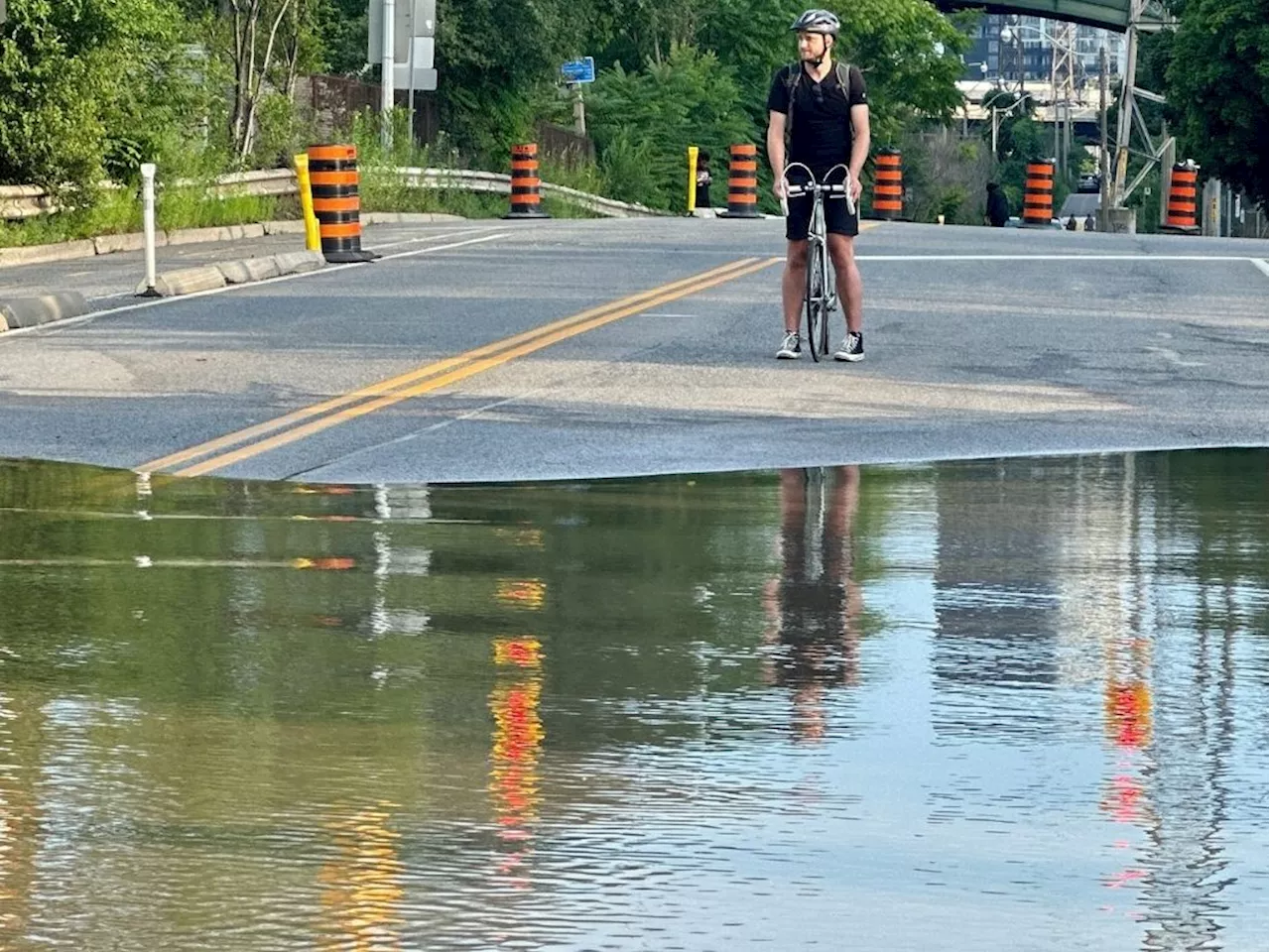 Heftiger Regen setzt kanadischer Millionenstadt Toronto zu