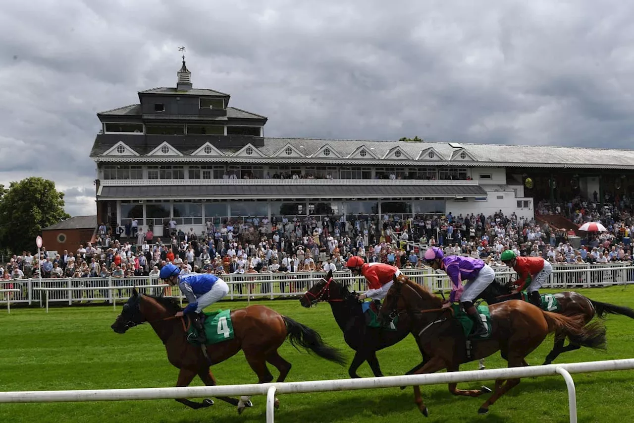 Thirsk Racecourse sets the scene for Go Racing in Yorkshire Summer Festival