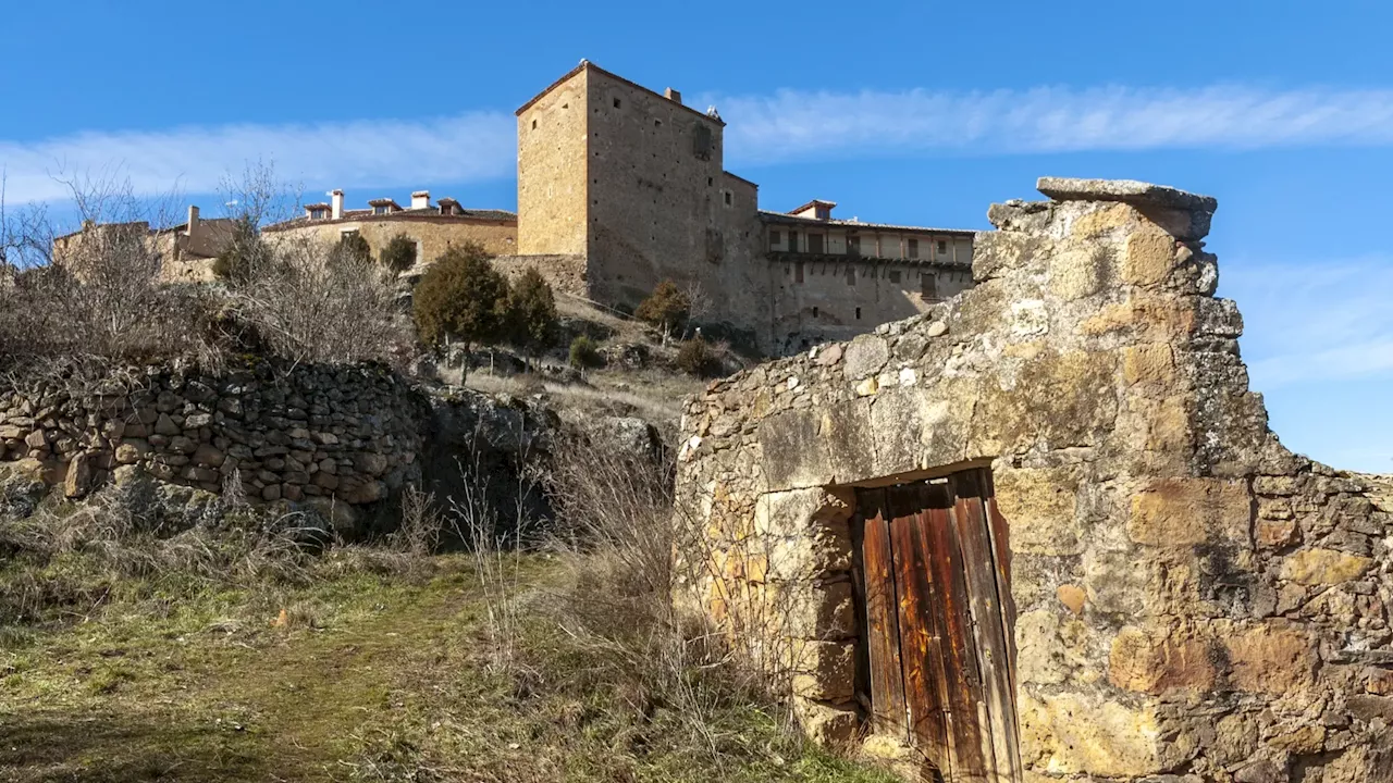 Luis Álvarez, Santiago Segura y José Mota compran el castillo de Pedraza