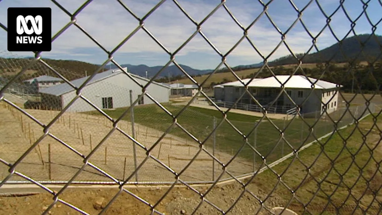 Tasmania's prison service under fire as report into inmates' health makes 117 recommendations