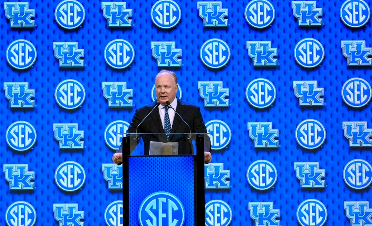 Kentucky’s Mark Stoops says Texas A&M pursued him ‘pretty aggressively’