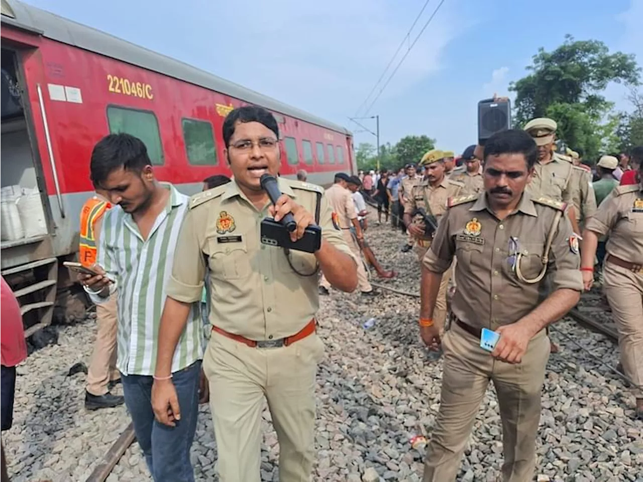 Gonda Train Accident: हादसे का भयावह मंजर देख एसओ हुईं बेहोश, लोको पायलट की भी हालत बिगड़ी