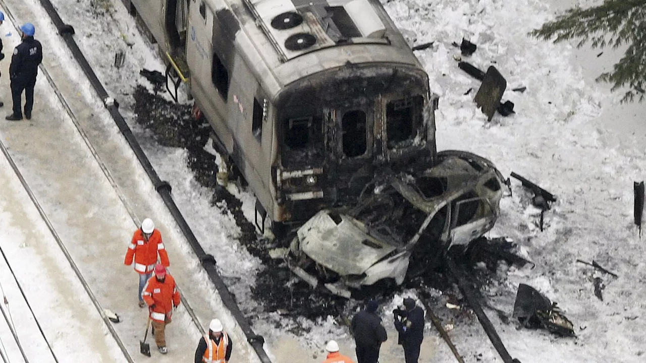 Jury faults NY railroad -- mostly -- for 2015 crossing crash that killed 6