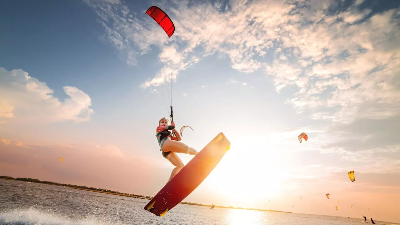 Nordsee und Ostsee: Die besten Wassersportarten für die Sommerferien