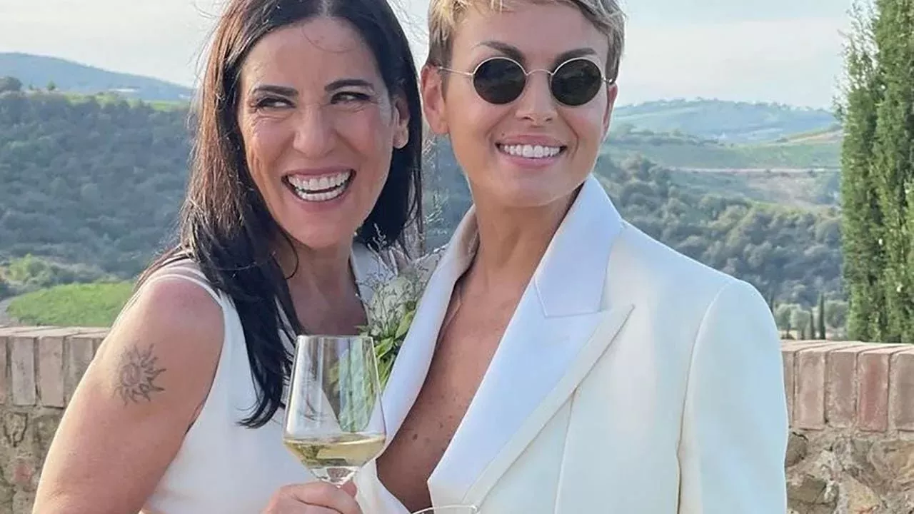 Paola Turci e Francesca Pascale hanno divorziato: “Crisi, litigi e ripicche”