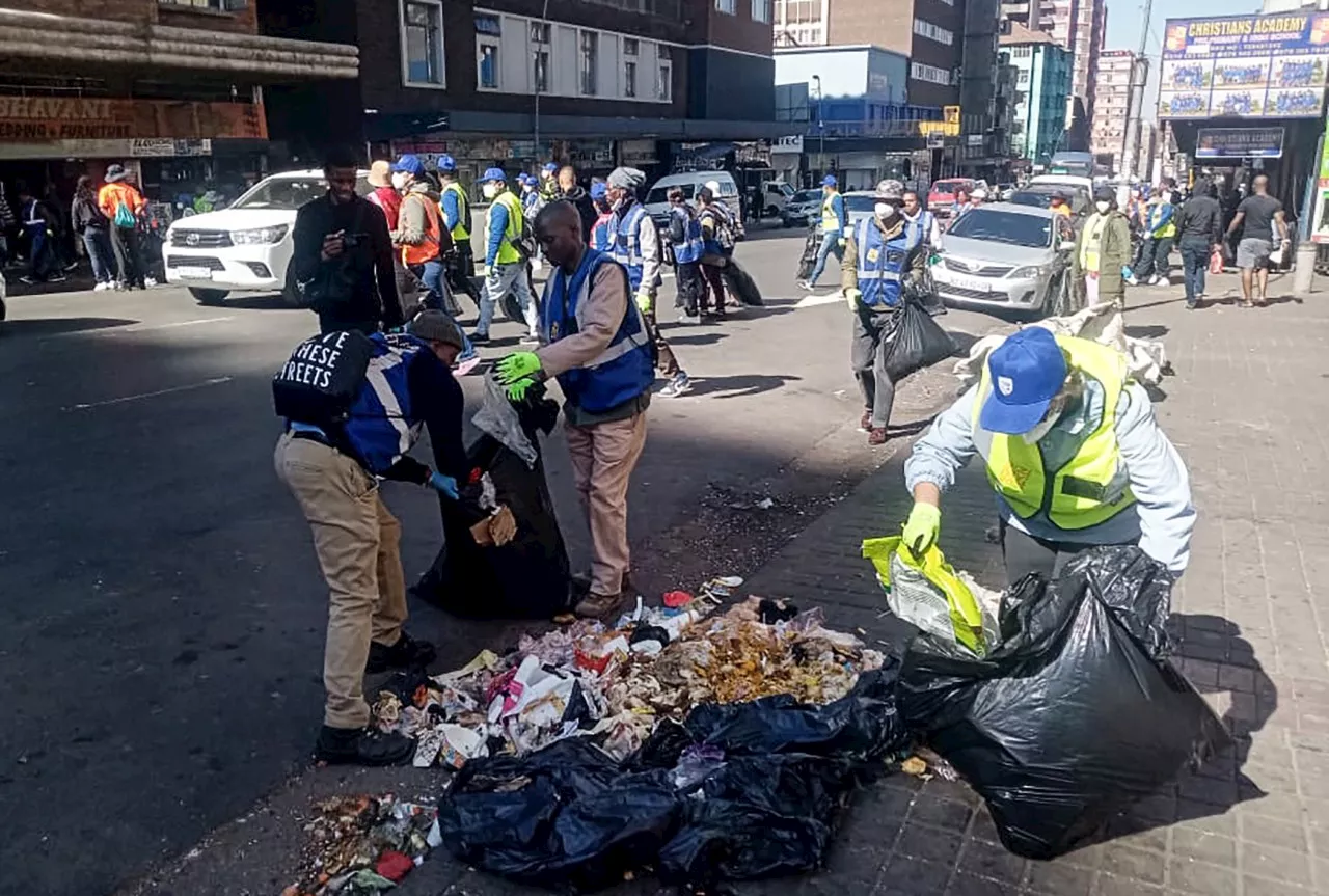 ‘Look what we can achieve if we stand together’ – Jozi My Jozi spearheads Mandela Day clean-up of notorious Hillbrow