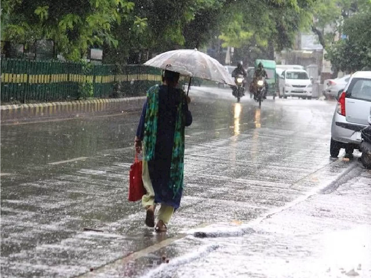 कानपुर के कुछ हिस्सों में हुई बारिश: उमस और गर्मी बढ़ी, कल से अच्छी बरसात के आसार