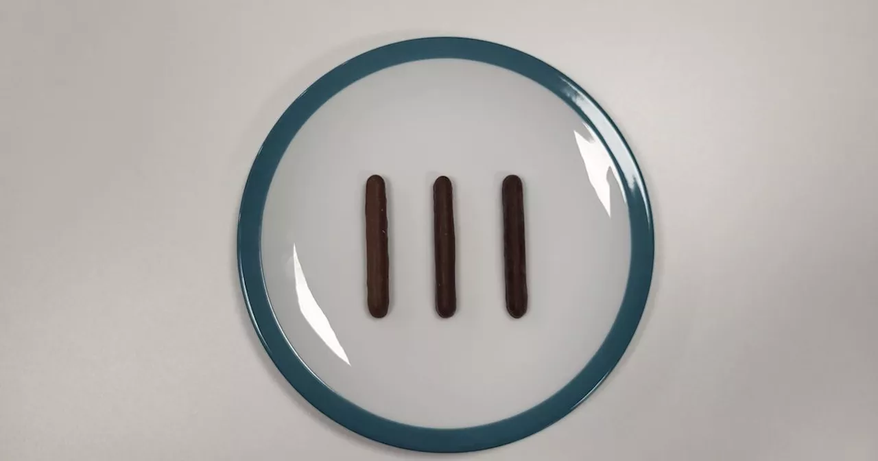 We tried cheap supermarket chocolate fingers and one was 'wrong'