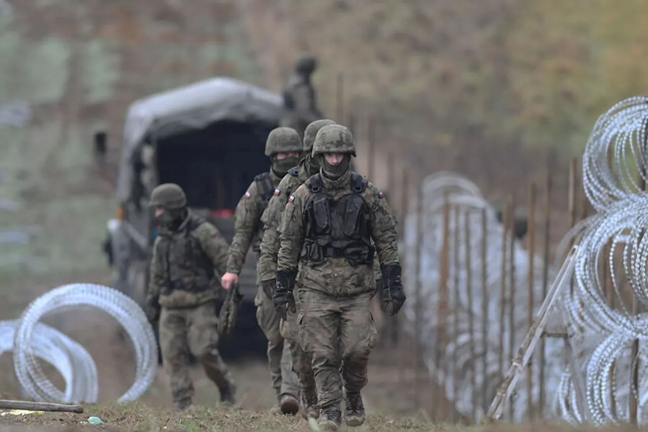 Польша утроит количество военных на границе с Белоруссией