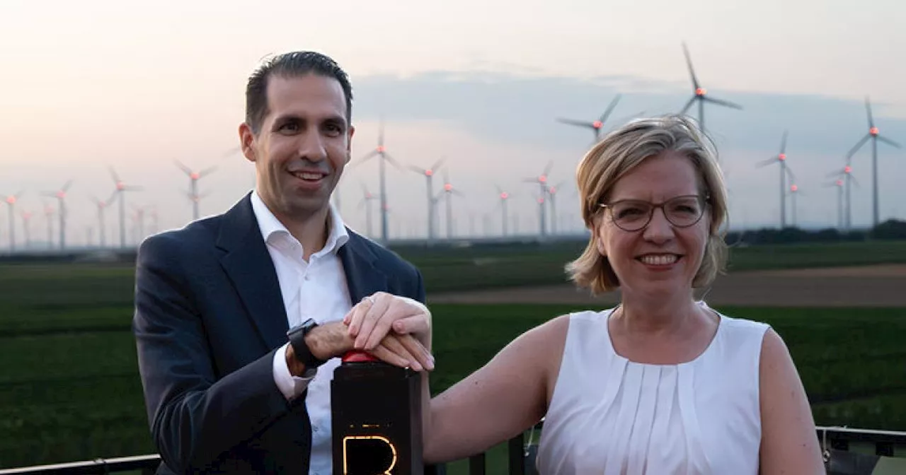 Leonore Gewessler hat im Windpark Andau die Lichter abgedreht