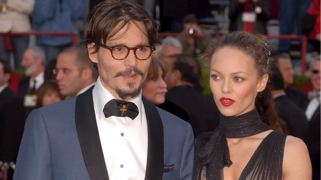 Johnny Depp peint un tableau de Vanessa Paradis, 12 ans après leur séparation