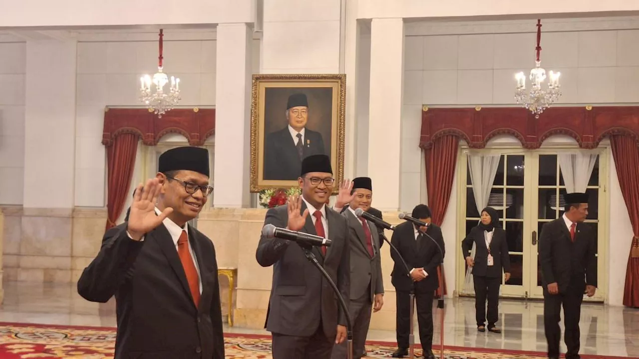 Jokowi Lantik Yuliot Tanjung Jadi Wakil Menteri Investasi/BKPM