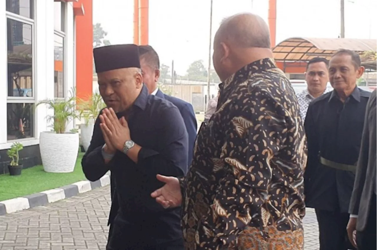 Bakal Cagub NasDem untuk Pilgub Jabar Ilham Habibie Sambangi Markas PKS