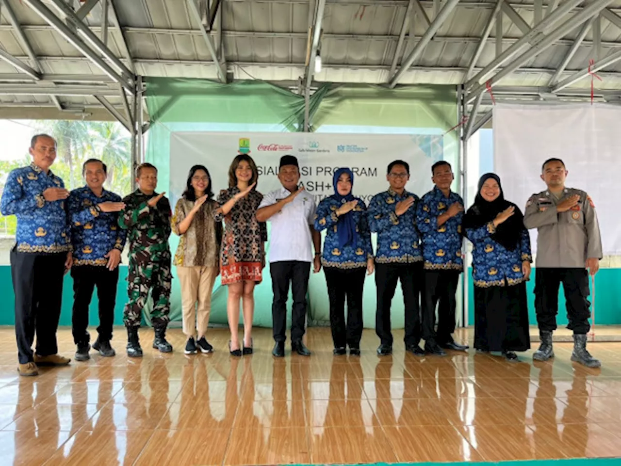 Dukung Sanitasi Aman, CCEP Indonesia Gelar Program Safe Water Gardens di Karawang