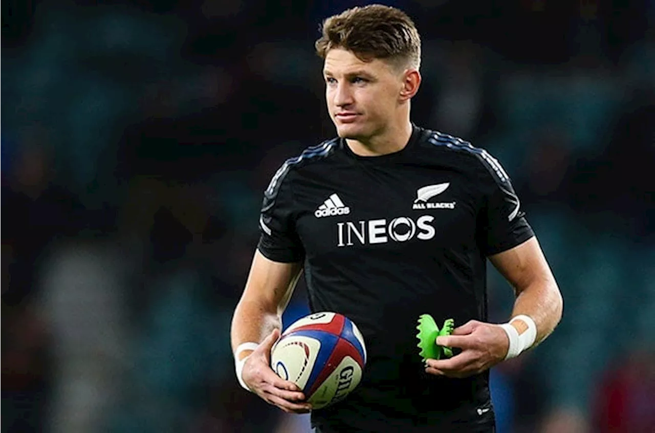 Beauden Barrett starts as All Blacks ring changes for Fiji Test in US