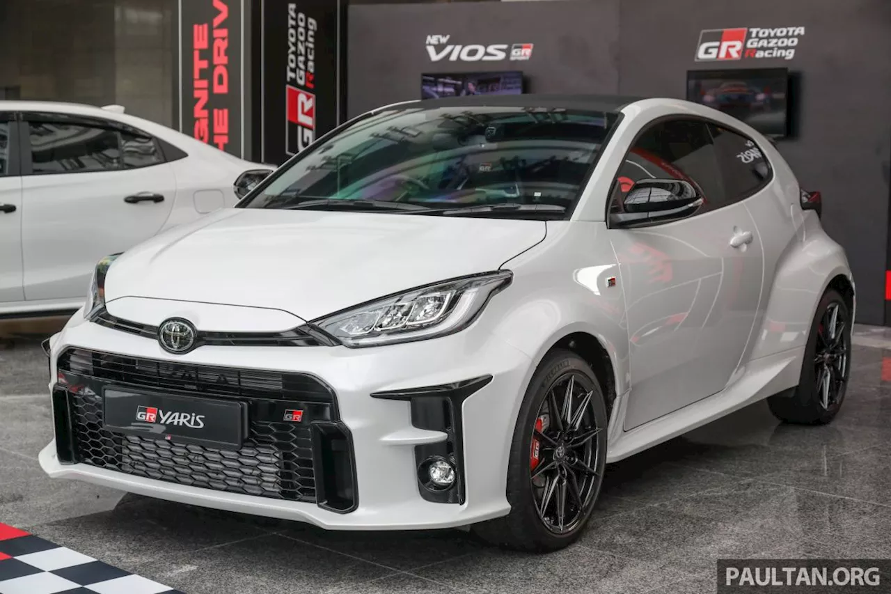 – over 100 live pics of the ‘Made for WRC’ 261 PS, 6MT, AWD, RM299k hot hatch