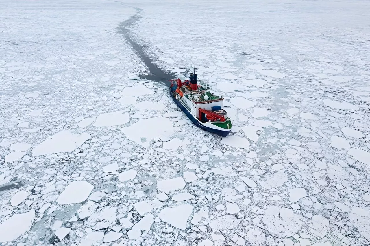 Mathematicians team up with geophysicists to improve models that predict changes in sea ice