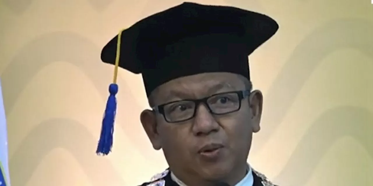 Enggan Tulis Gelar, Rektor UII Serukan Gerakan Desakralisasi Profesor