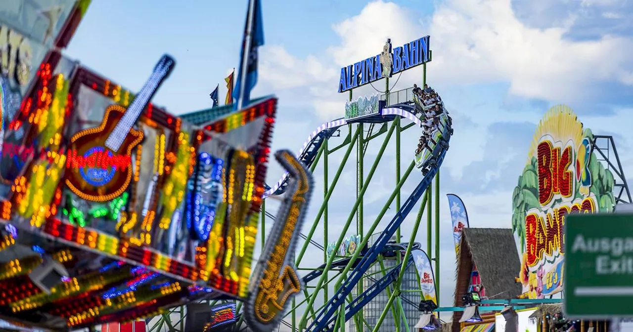 Rheinkirmes Düsseldorf 2024: Alpina Bahn bleibt ohne Fahrgäste stehen