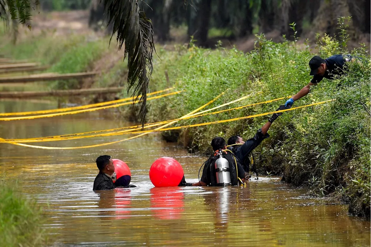 Handbag believed to belong to Nur Farah Kartini found in river