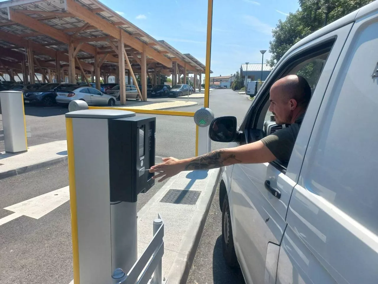 Saintes : les tarifs du nouveau parking de l’hôpital font débat